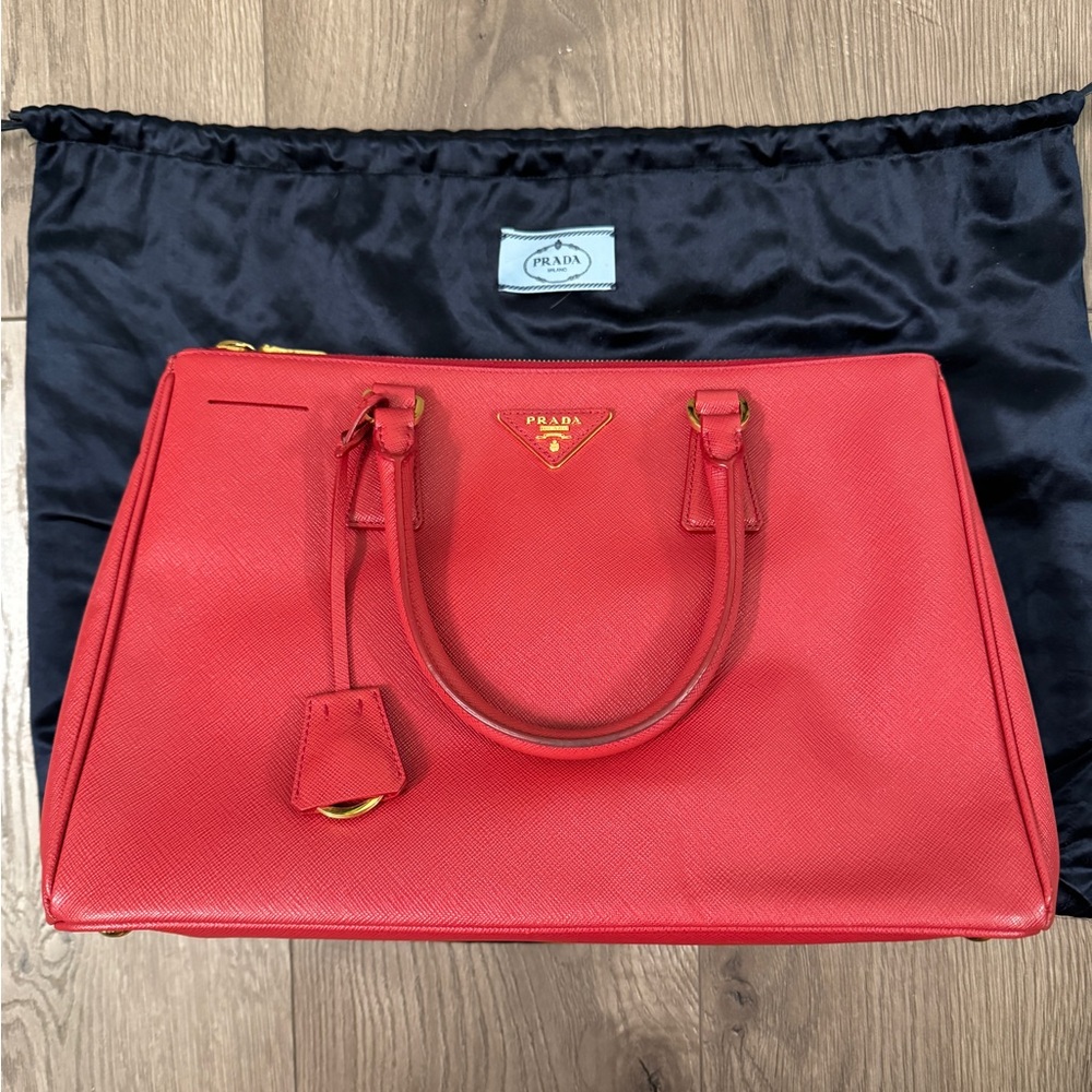 PRADA Saffiano Large Galleria Double Zip Tote